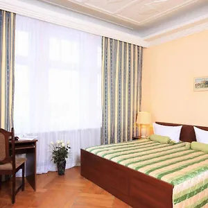 Ark Am Hauptbahnhof Bed and breakfast